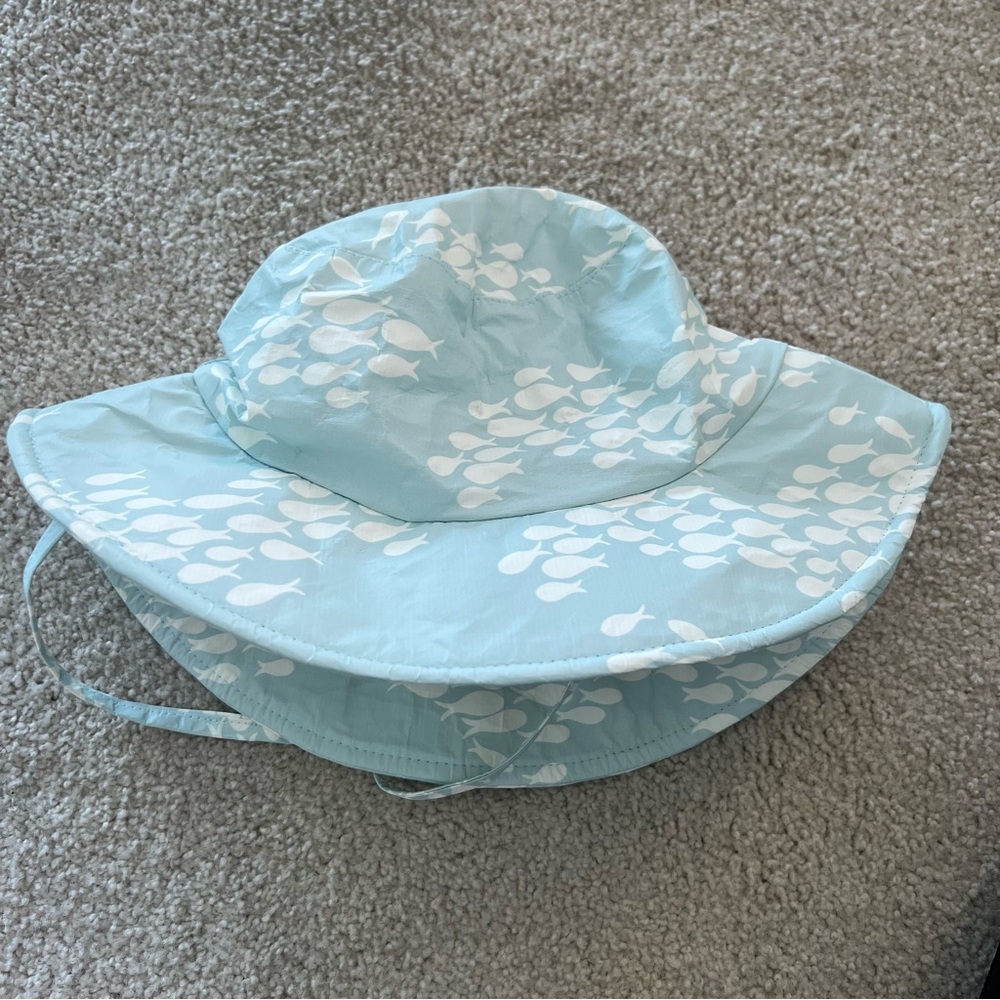 Fighting Eel Fish Tyvek Hat NWOT